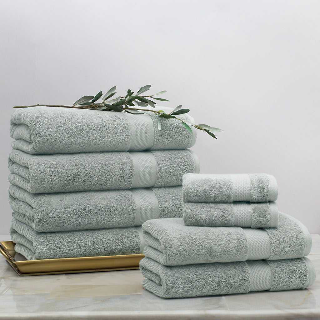 Classic Green Towel Spa Bundle (2 Wash + 2 Hand + 4 Bath Towels)