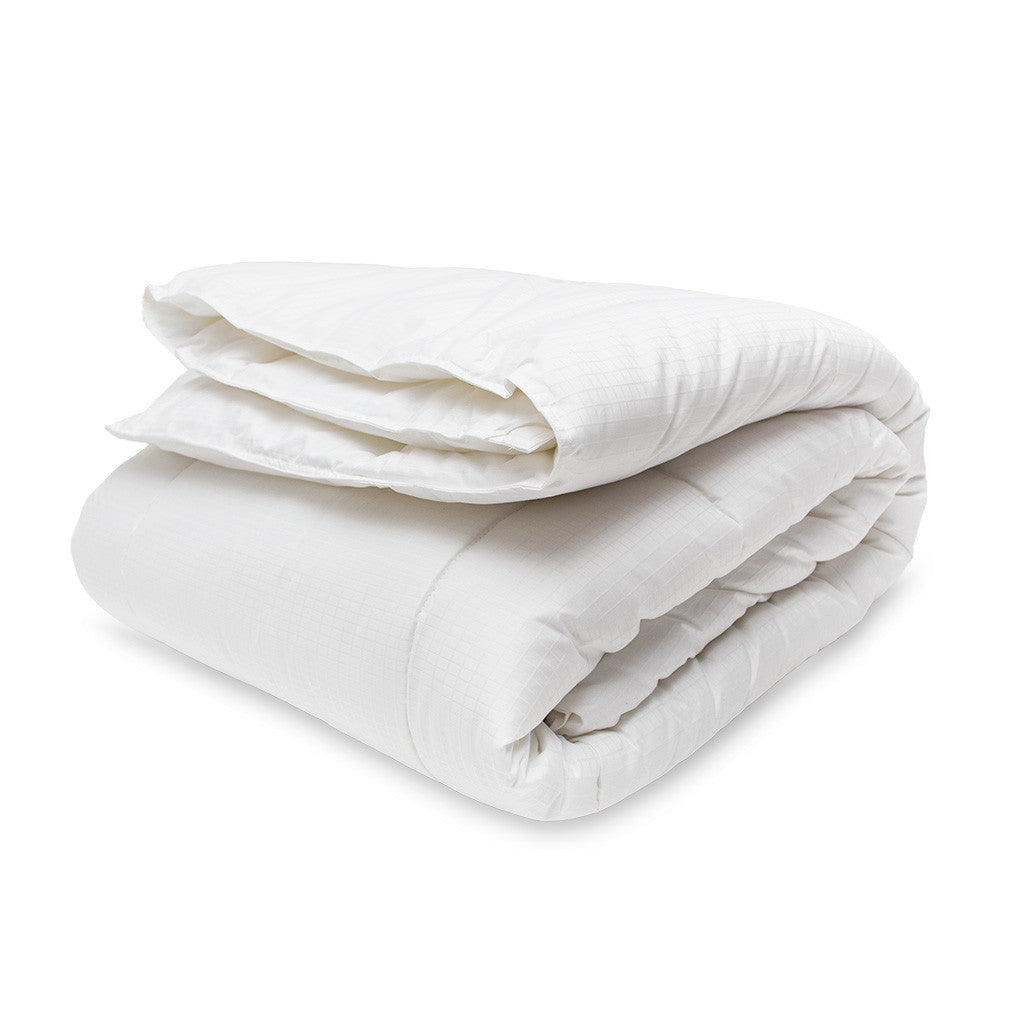 The Luxe Down Alternative Comforter