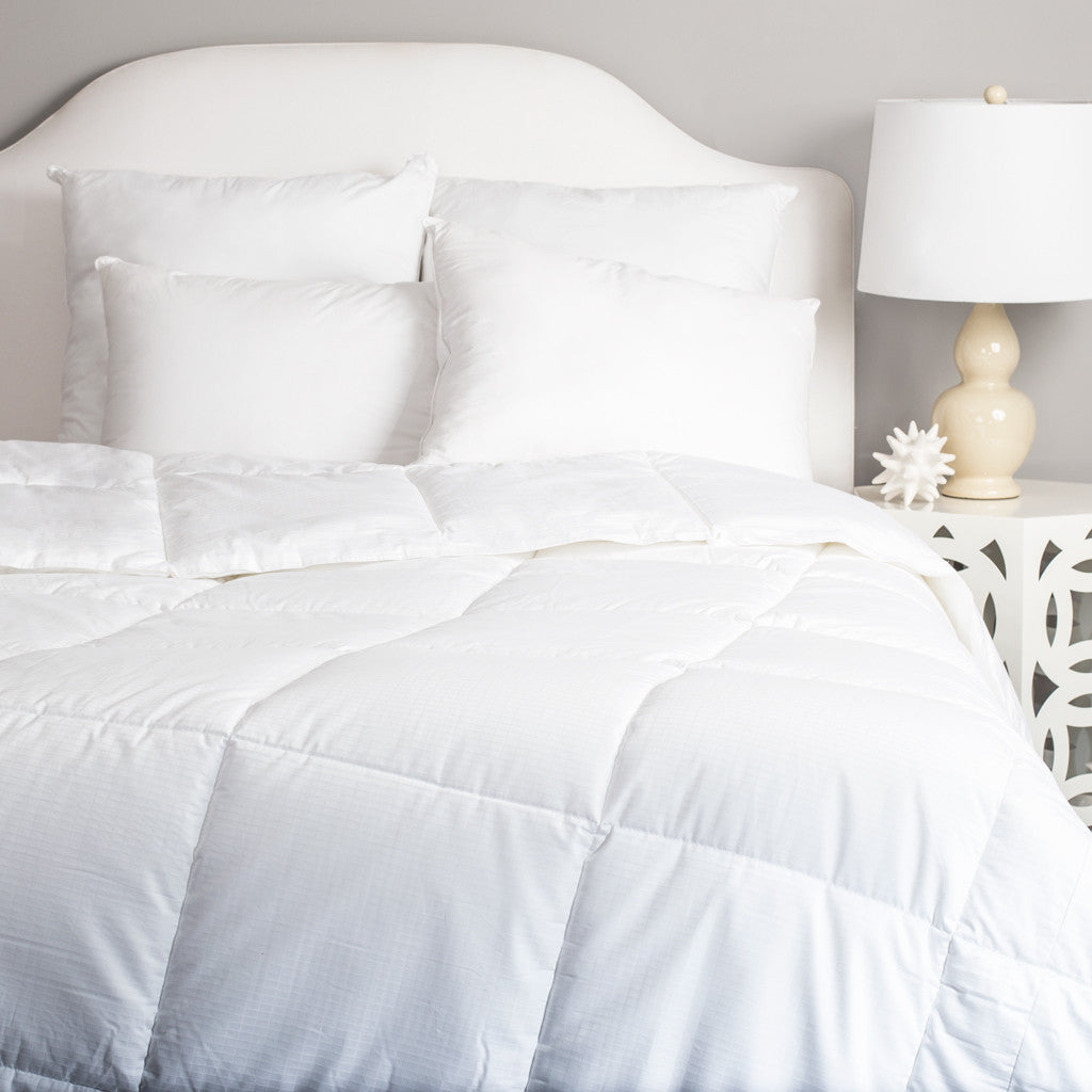 The Luxe Down Alternative Comforter