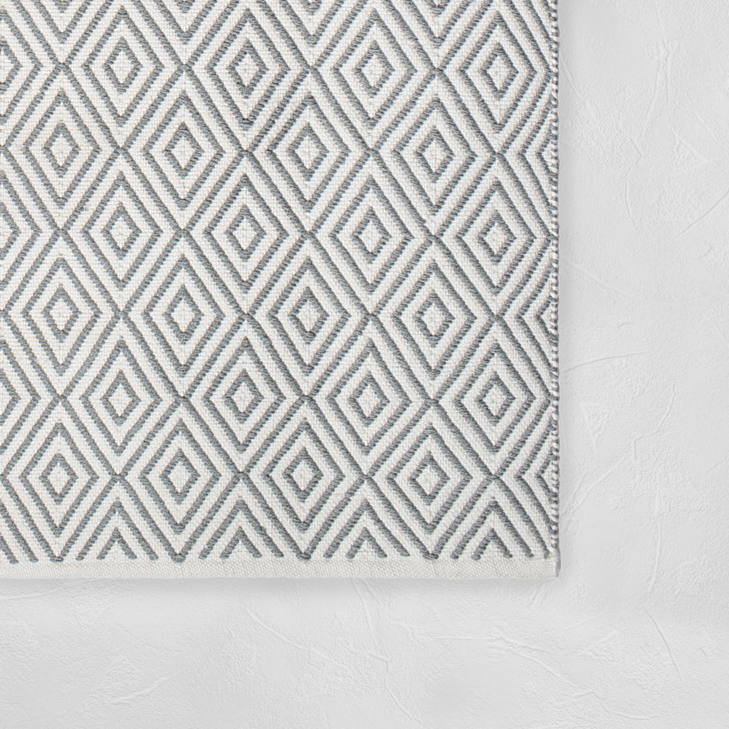The Pacifica Diamond Rug