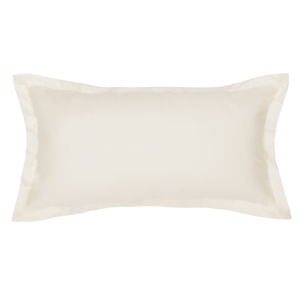 Bedroom inspiration and bedding decor | Peninsula Cream Throw Pillow Duvet Cover | Crane and Canopy
