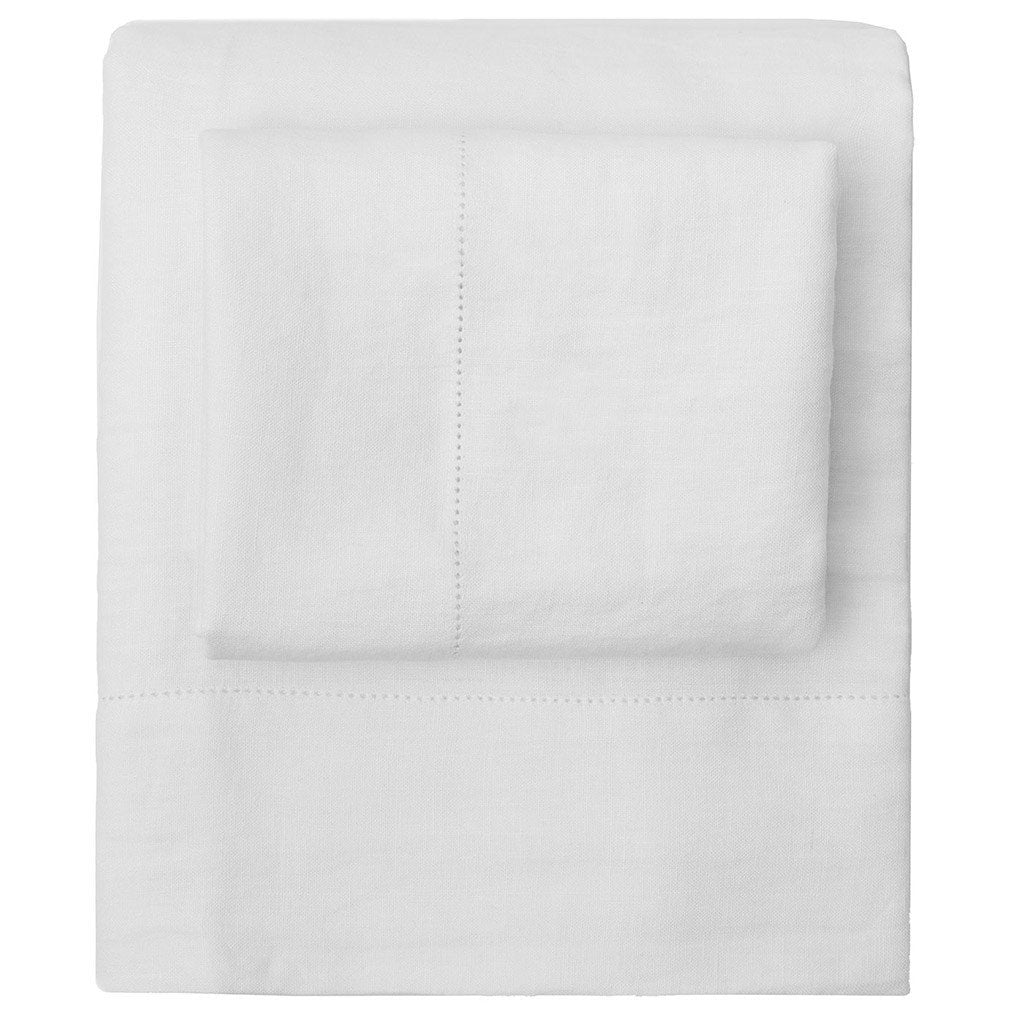 Bedroom inspiration and bedding decor | White Belgian Flax Linen Sheet Set (Fitted, Flat, & Pillow Cases)s | Crane and Canopy