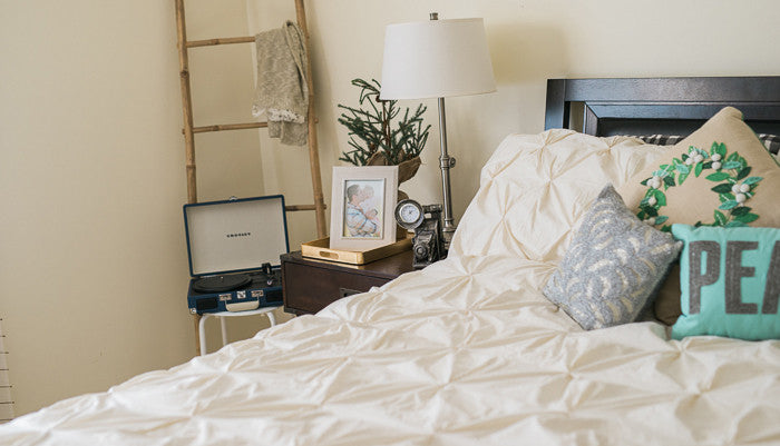 Crane and Canopy Designer Bedding as seen in Sparkling Footsteps Crane and Canopy Designer Bedding as seen in Sparkling Footsteps