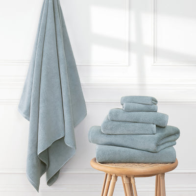 Plush Coastal Blue Towel Resort Bundle (4 Wash + 4 Hand + 4 Bath Towels + 2 Bath Sheets)
