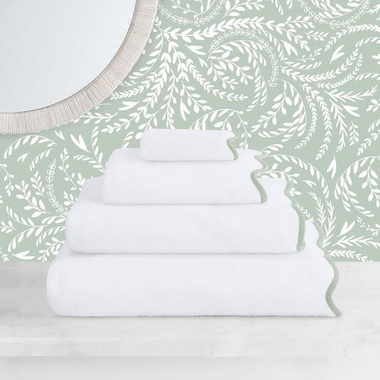 Green Scalloped Plush White Towel Spa Bundle (2 Wash + 2 Hand + 4 Bath Towels)