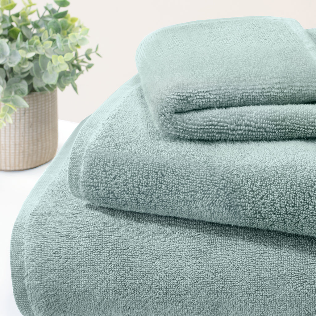 Sea Green Towel Essentials Bundle (2 Wash + 2 Hand + 2 Bath Towels)