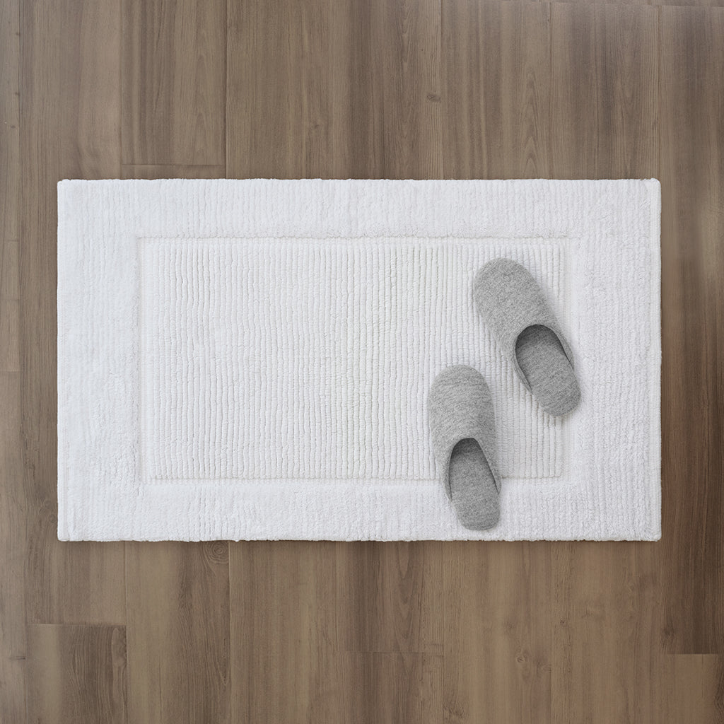 Bedroom inspiration and bedding decor | The White Ribbed Bath Mat Duvet Cover | Crane and Canopy