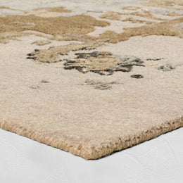The Wren Medallion Tufted Wool Rug