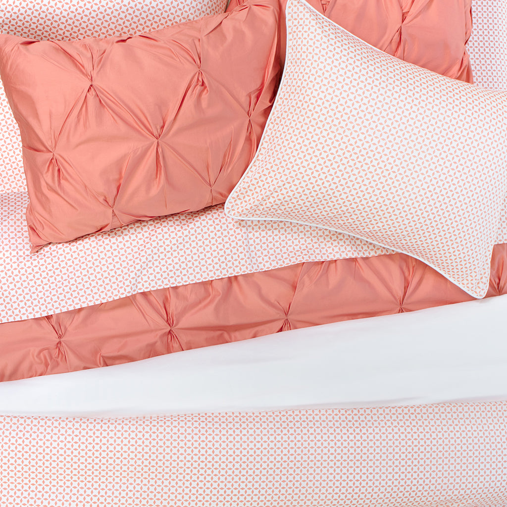 The Valencia Coral Pintuck