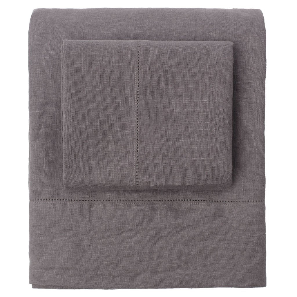 Bedroom inspiration and bedding decor | Grey Belgian Flax Linen Sheet Set (Fitted, Flat, & Pillow Cases)s | Crane and Canopy