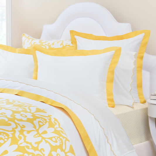 The Linden Yellow Border