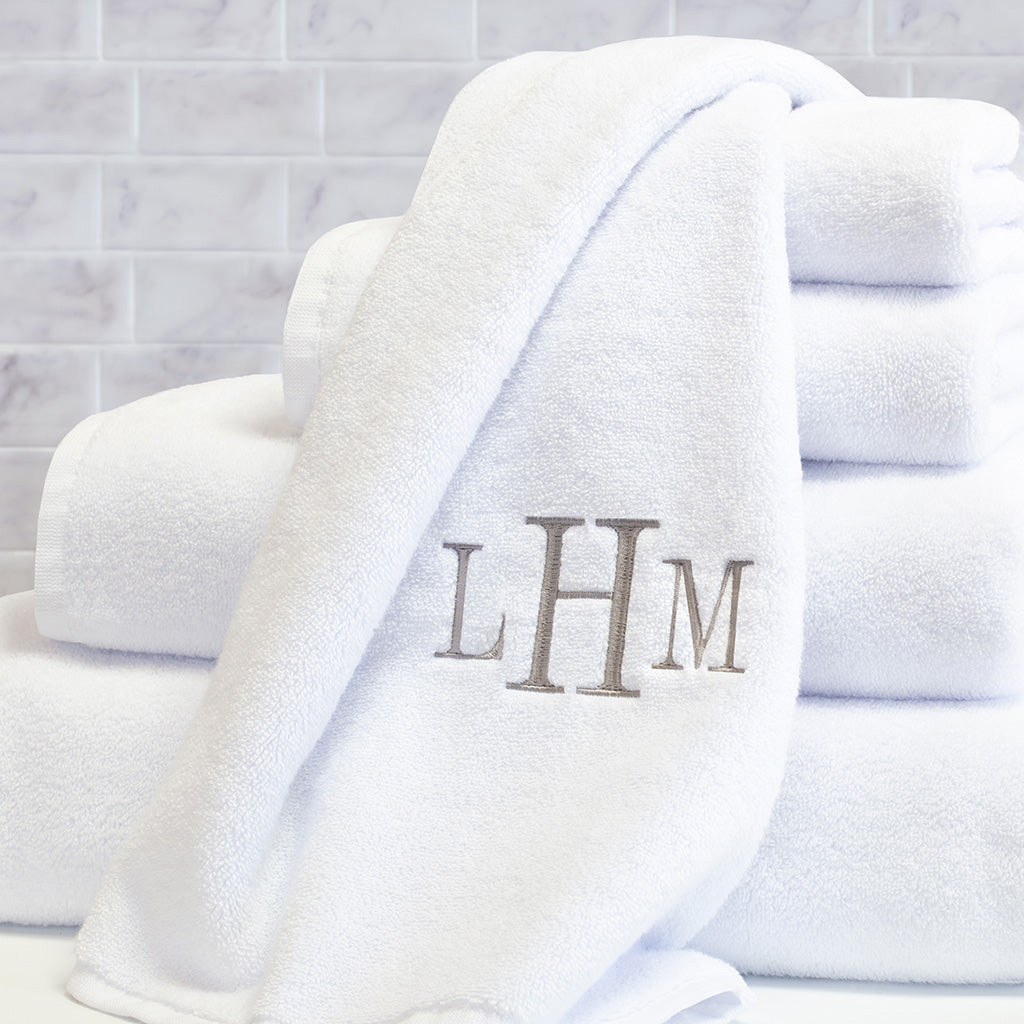 Bedroom inspiration and bedding decor | Plush White Towel Resort Bundle (4 Wash + 4 Hand + 4 Bath Towels + 2 Bath Sheets)s | Crane and Canopy