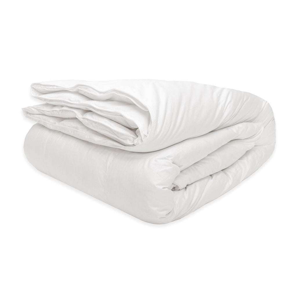 Bedroom inspiration and bedding decor | The Ultimate Luxe Down Alternative Comforters | Crane and Canopy