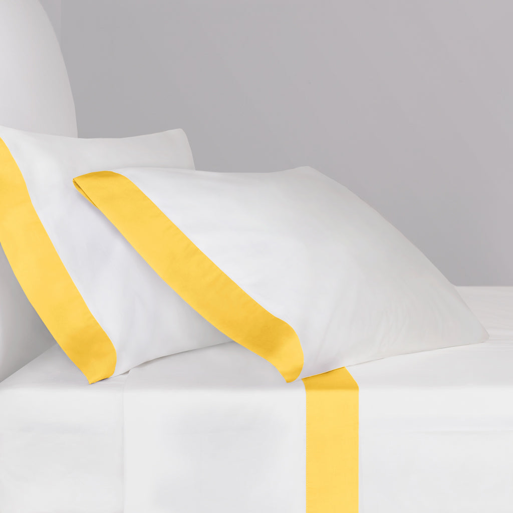 The Yellow Border Sheet Set